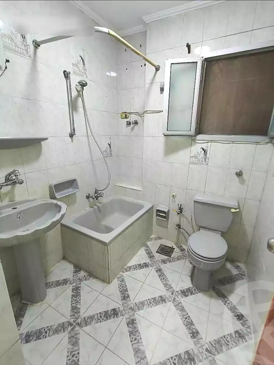 https://aqarmap.com.eg/ar/listing/6844585-for-sale-alexandria-lsywf-el-seyouf-qebly-el-ras-el-souda