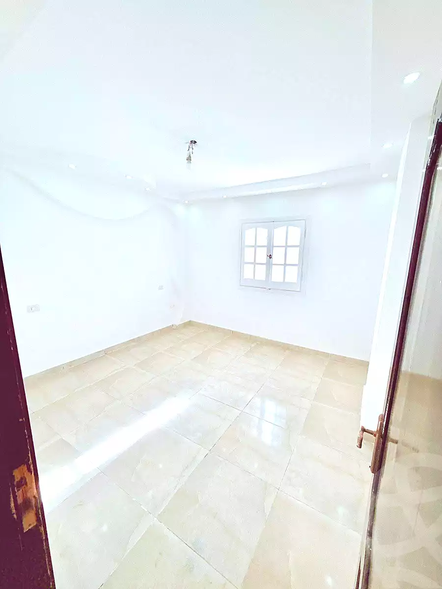 https://aqarmap.com.eg/ar/listing/6845514-for-sale-alexandria-sydy-bshr-sydy-bshr-bhry-gamal-abd-el-nasir-st