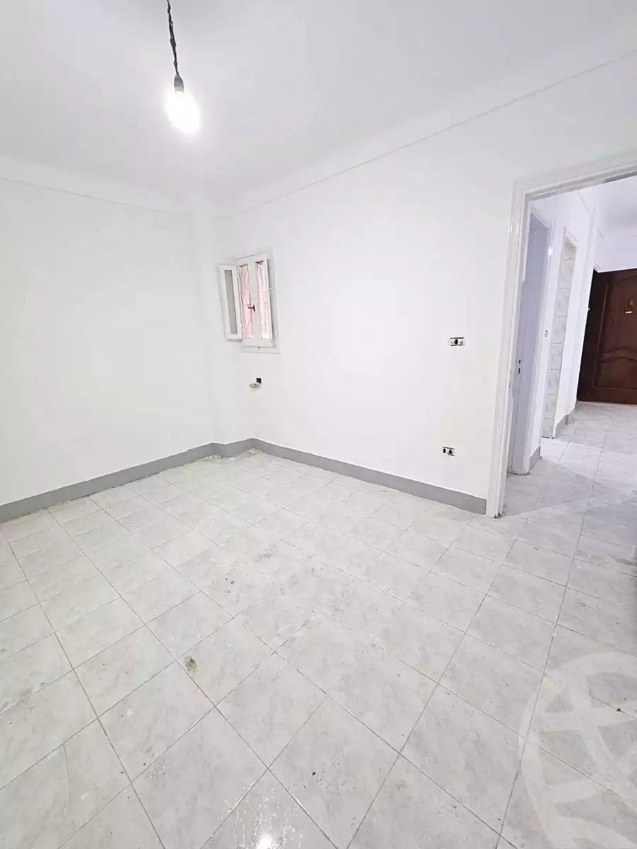 https://aqarmap.com.eg/ar/listing/6845612-for-sale-alexandria-sydy-bshr-sydy-bshr-bhry-amr-el-nogomy-st