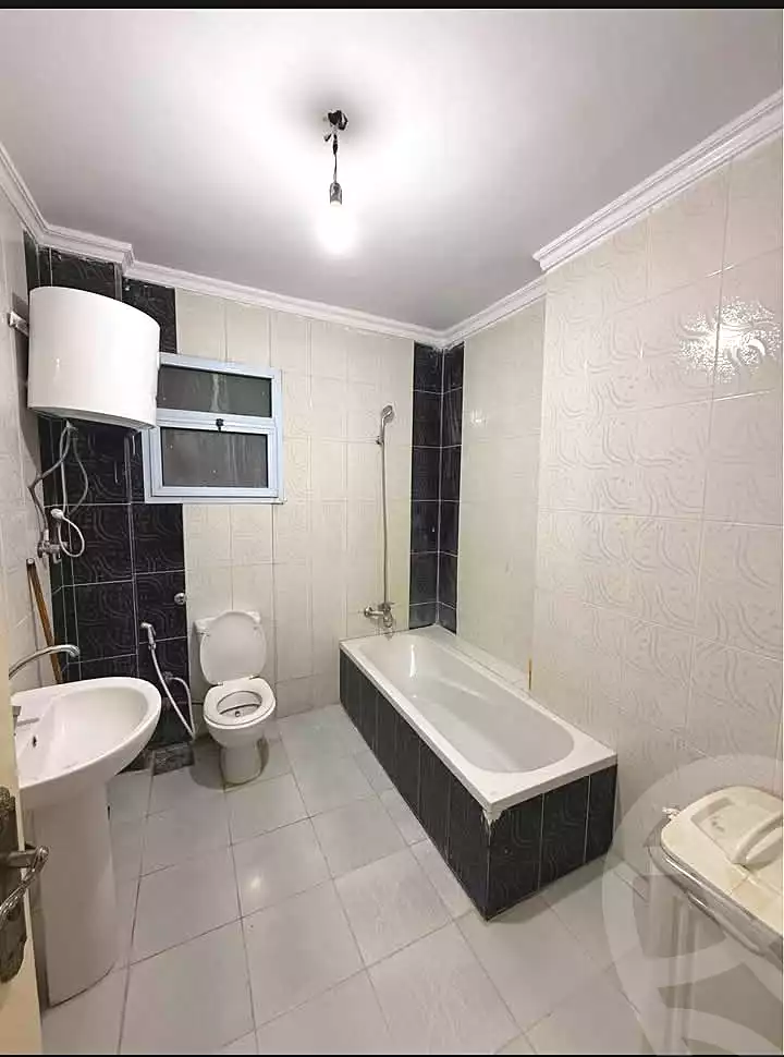 https://aqarmap.com.eg/en/listing/6845755-for-sale-alexandria-el-asafra-l-sfr-bhry-atlas-st