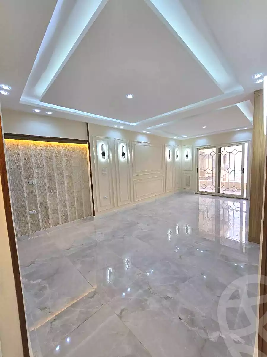 https://aqarmap.com.eg/ar/listing/6845832-for-sale-alexandria-sydy-bshr-sydy-bshr-bhry