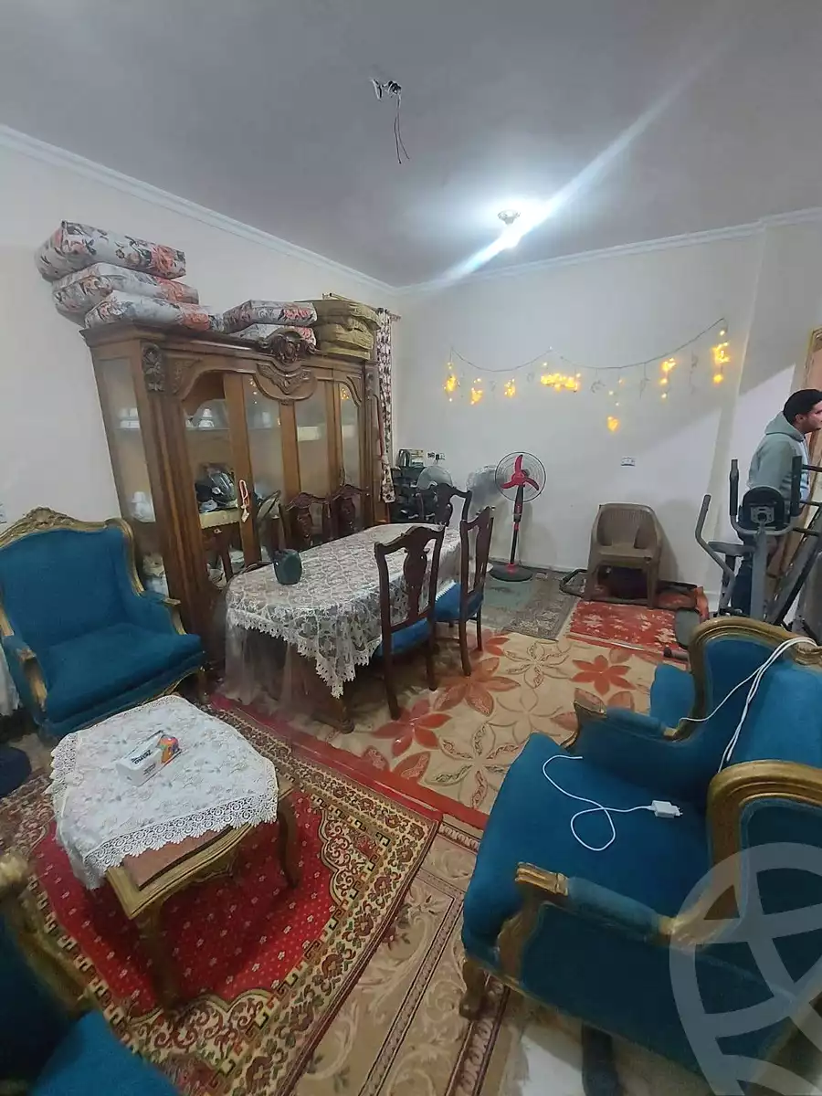 https://aqarmap.com.eg/ar/listing/6846025-for-sale-cairo-helwan-el-shareaa-el-sharby-st