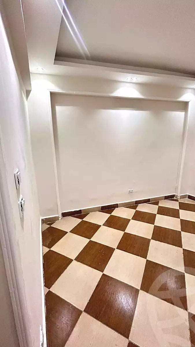https://aqarmap.com.eg/ar/listing/6846076-for-sale-alexandria-al-agamy-lbytsh-el-hanafeya-st