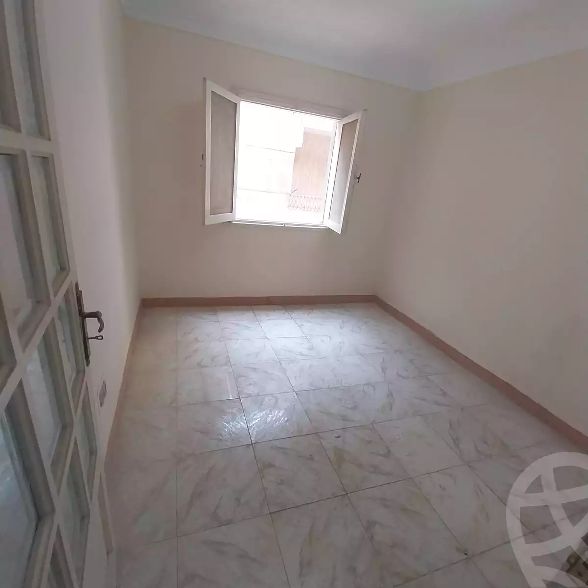 https://aqarmap.com.eg/ar/listing/6846474-for-sale-alexandria-al-agamy-el-hanouvel-abo-el-shawareb-st
