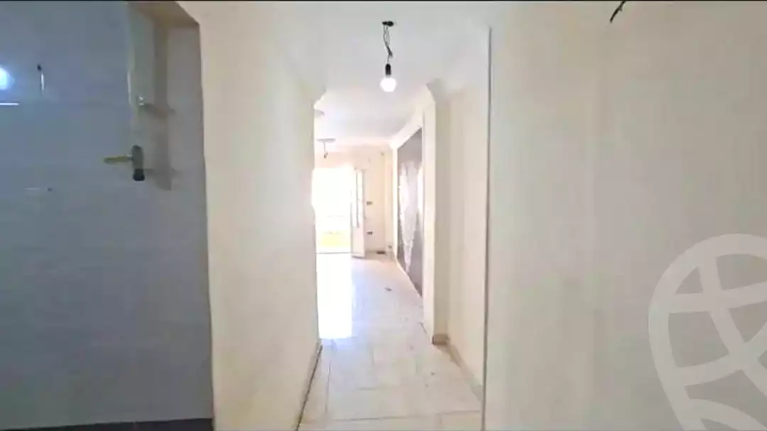 https://aqarmap.com.eg/ar/listing/6846602-for-sale-alexandria-sydy-bshr-sydy-bshr-bhry-ali-hipa-st