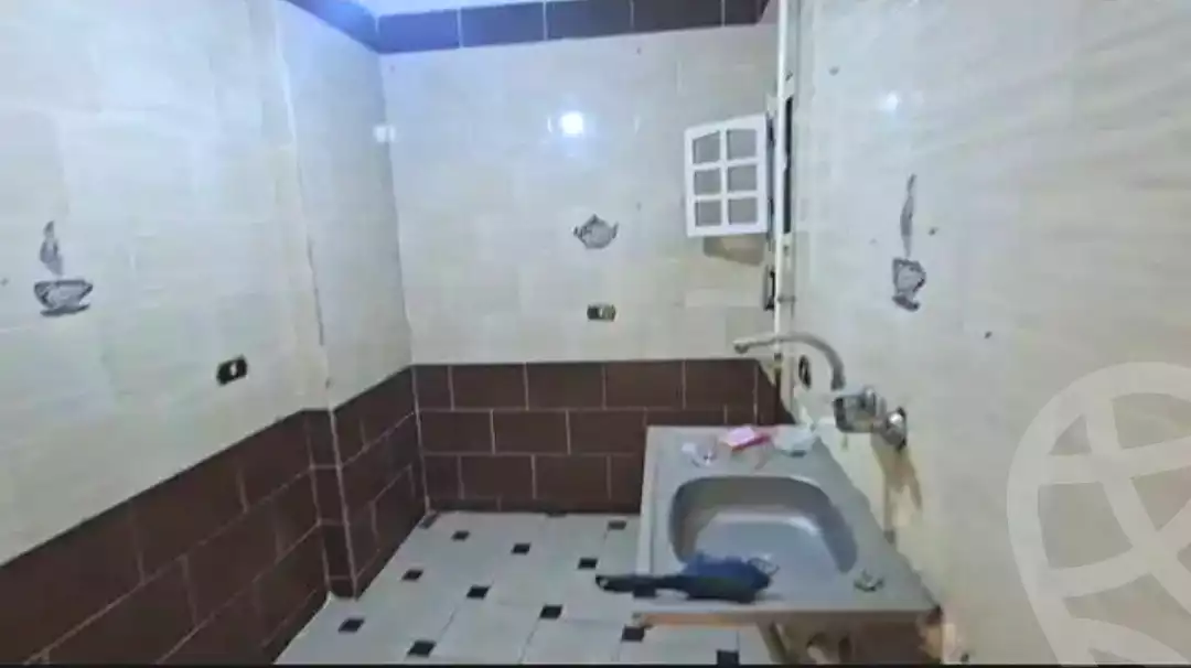 https://aqarmap.com.eg/ar/listing/6846602-for-sale-alexandria-sydy-bshr-sydy-bshr-bhry-ali-hipa-st