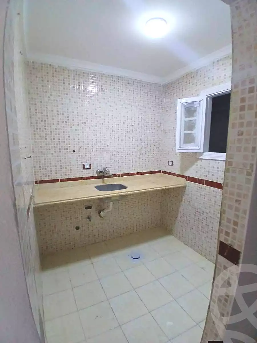 https://aqarmap.com.eg/en/listing/6846950-for-sale-alexandria-lsywf-el-falki