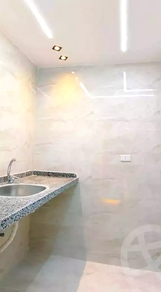 https://aqarmap.com.eg/ar/listing/6846976-for-sale-alexandria-al-agamy-el-hanouvel-kasr-al-quiri-st-1