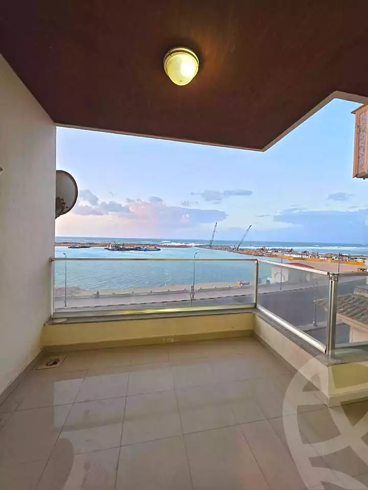 https://aqarmap.com.eg/ar/listing/6846973-for-sale-alexandria-el-saraya-el-geish-rd