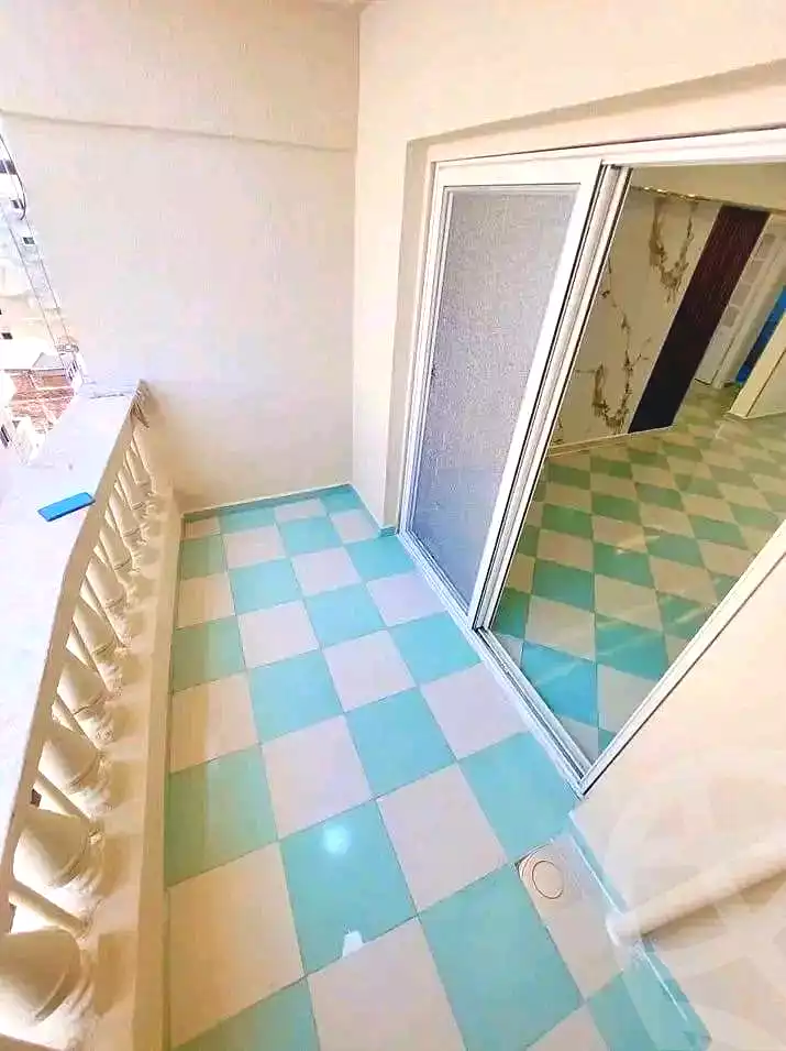 https://aqarmap.com.eg/ar/listing/6846999-for-sale-alexandria-sydy-bshr-sydy-bshr-bhry-shr-khld-bn-lwlyd