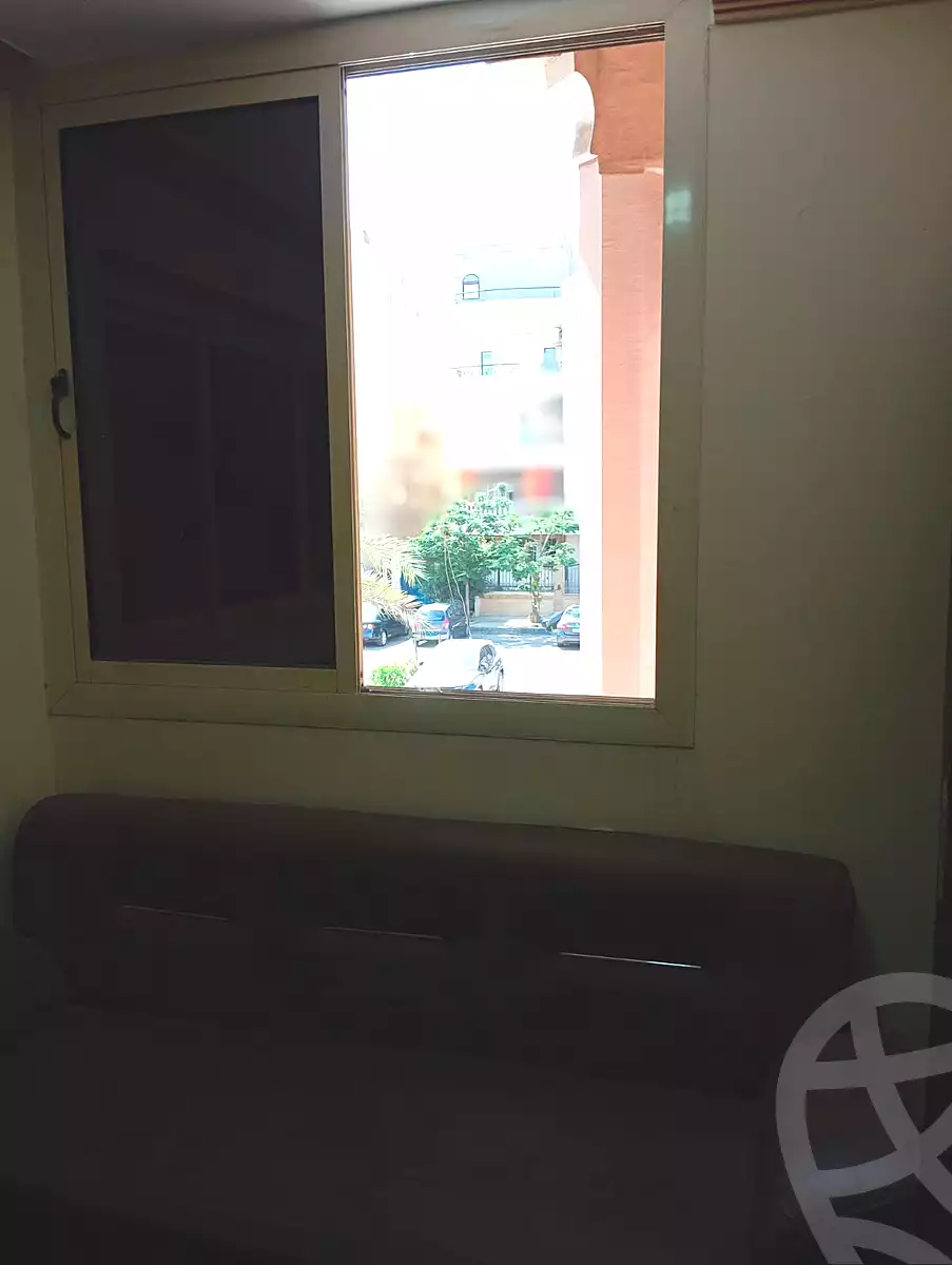 https://aqarmap.com.eg/ar/listing/6847909-for-sale-cairo-6th-of-october-el-ahyaa-neighborhood-1st-al-maahad