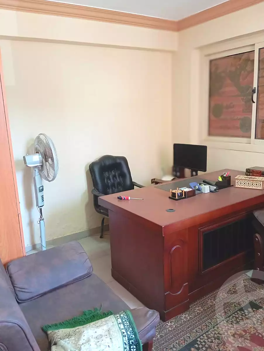 https://aqarmap.com.eg/ar/listing/6847909-for-sale-cairo-6th-of-october-el-ahyaa-neighborhood-1st-al-maahad