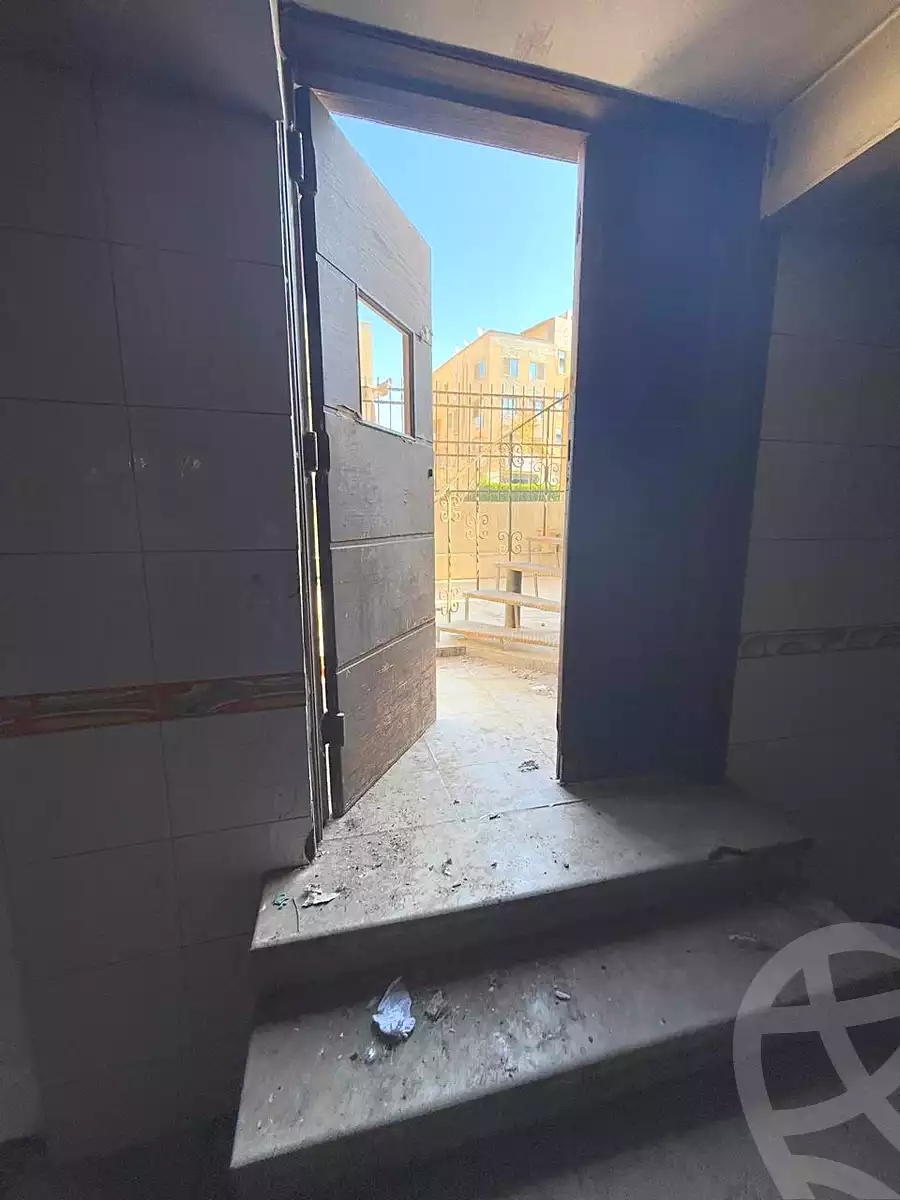 https://aqarmap.com.eg/ar/listing/6847949-for-sale-cairo-el-sheikh-zayed-city-compounds-beverly-hills