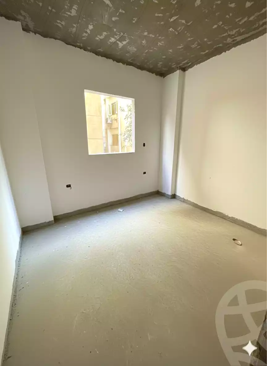 https://aqarmap.com.eg/ar/listing/6787515-for-sale-cairo-6th-of-october-el-ahyaa-neighborhood-2nd-divided-from-al-kafrawei-st
