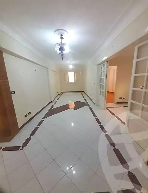 https://aqarmap.com.eg/ar/listing/6848546-for-sale-alexandria-ganaklis