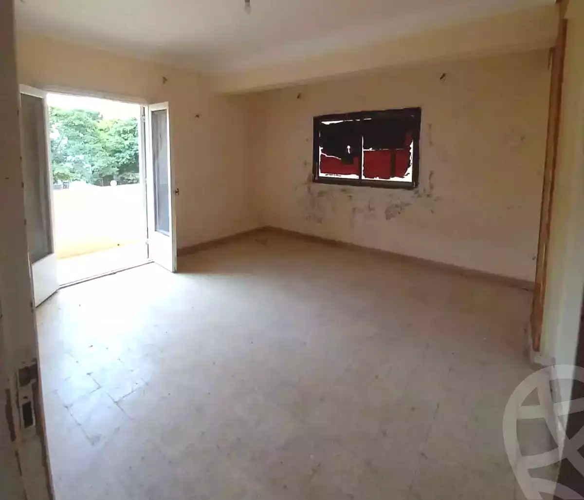https://aqarmap.com.eg/ar/listing/6848606-for-sale-alexandria-al-agamy-lbytsh-qased-kareem-st