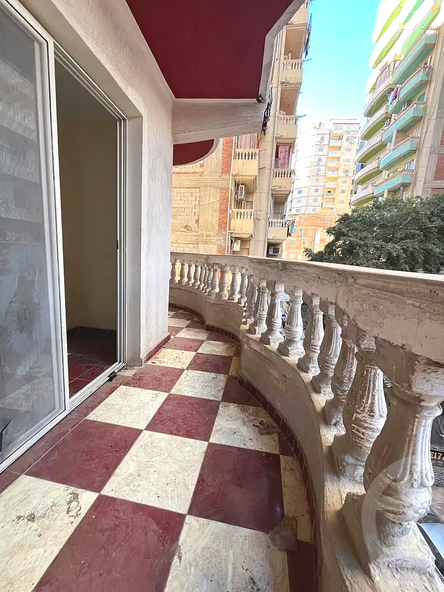 https://aqarmap.com.eg/ar/listing/6848652-for-sale-alexandria-sydy-bshr-sydy-bshr-bhry