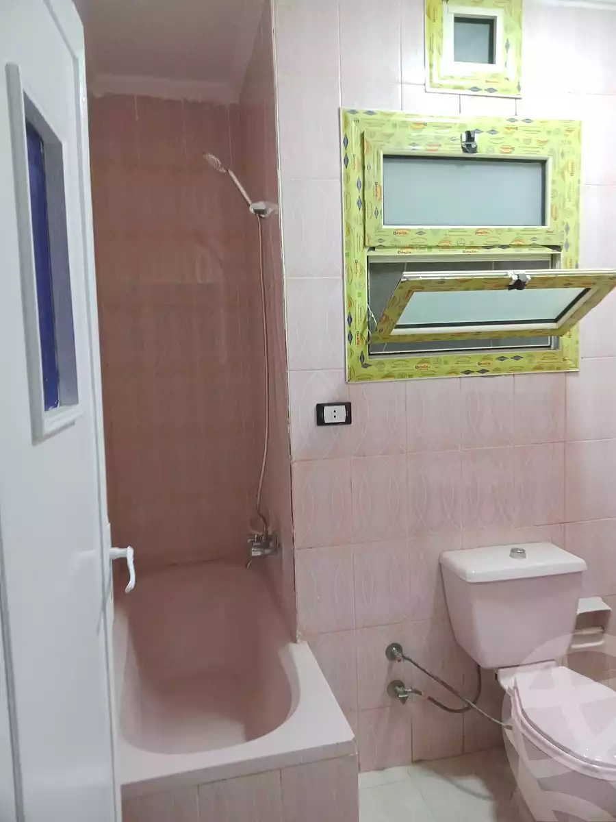 https://aqarmap.com.eg/ar/listing/6848668-for-sale-alexandria-sydy-bshr-sydy-bshr-bhry-gamal-abd-el-nasir-st
