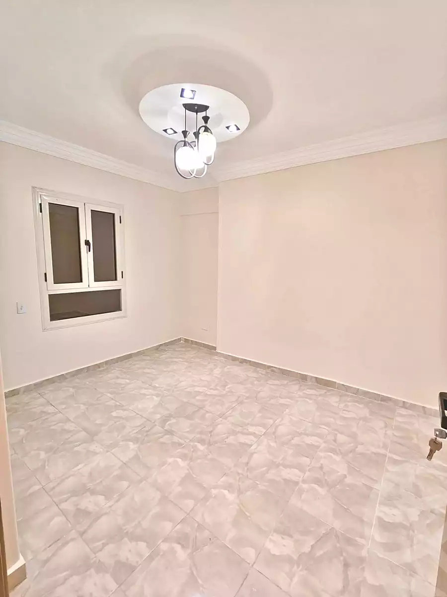 https://aqarmap.com.eg/ar/listing/6848717-for-sale-alexandria-miami-shr-jml-bd-lnsr