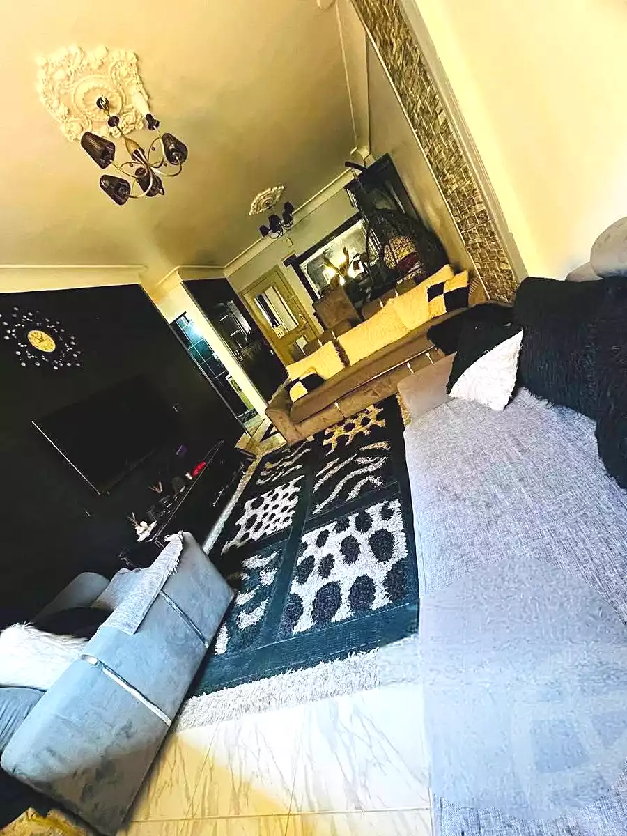 https://aqarmap.com.eg/ar/listing/6848798-for-sale-alexandria-al-agamy-lbytsh-bianchiii