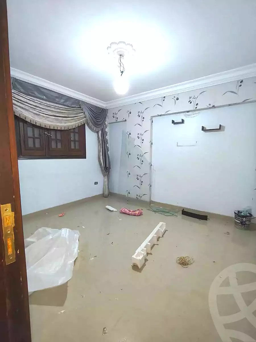 https://aqarmap.com.eg/en/listing/6848827-for-rent-alexandria-lsywf-shamaa