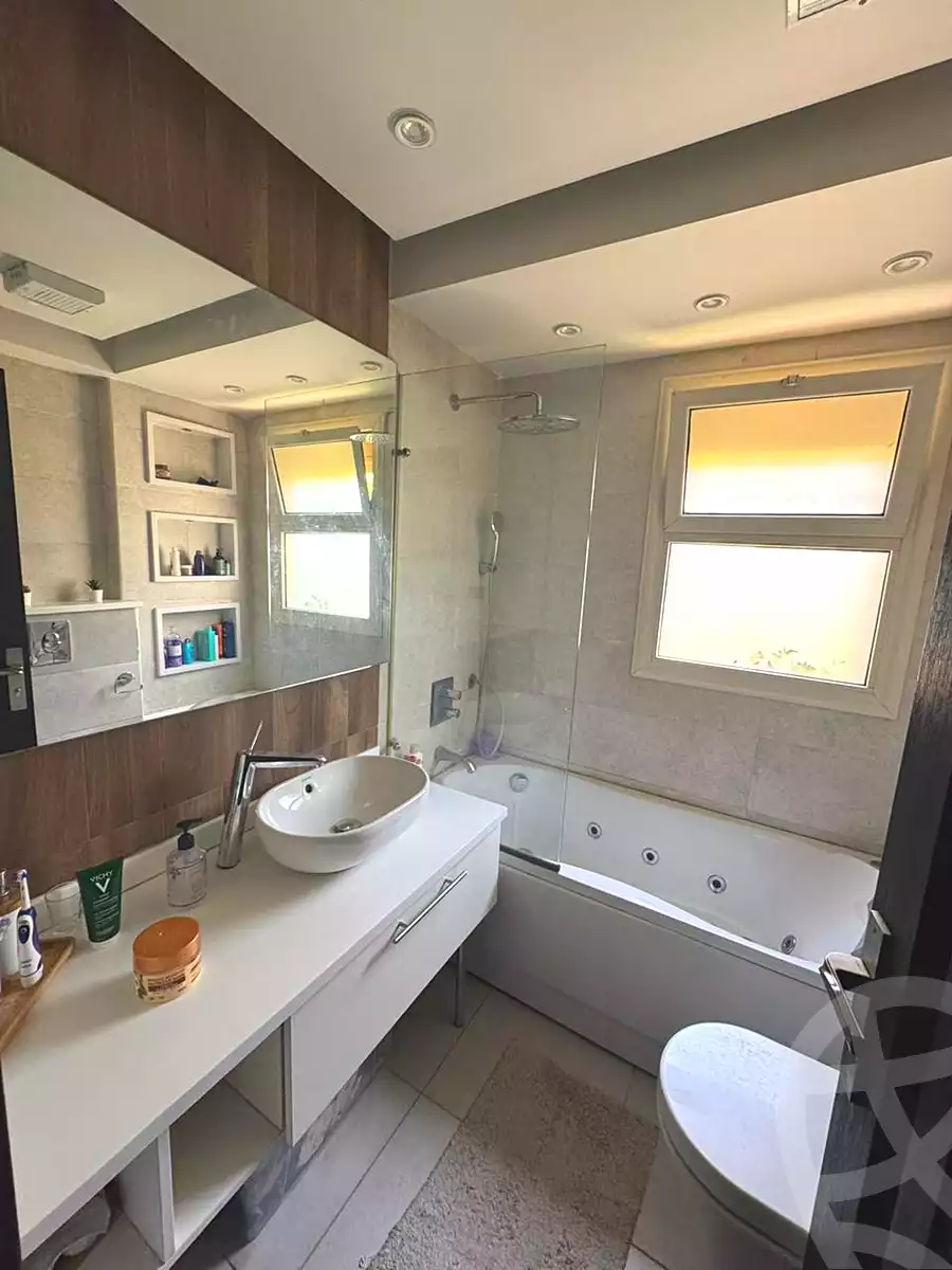 https://aqarmap.com.eg/ar/listing/6848972-for-sale-cairo-new-cairo-compounds-stwn-ryzydns-by-ar-y-llttwyr