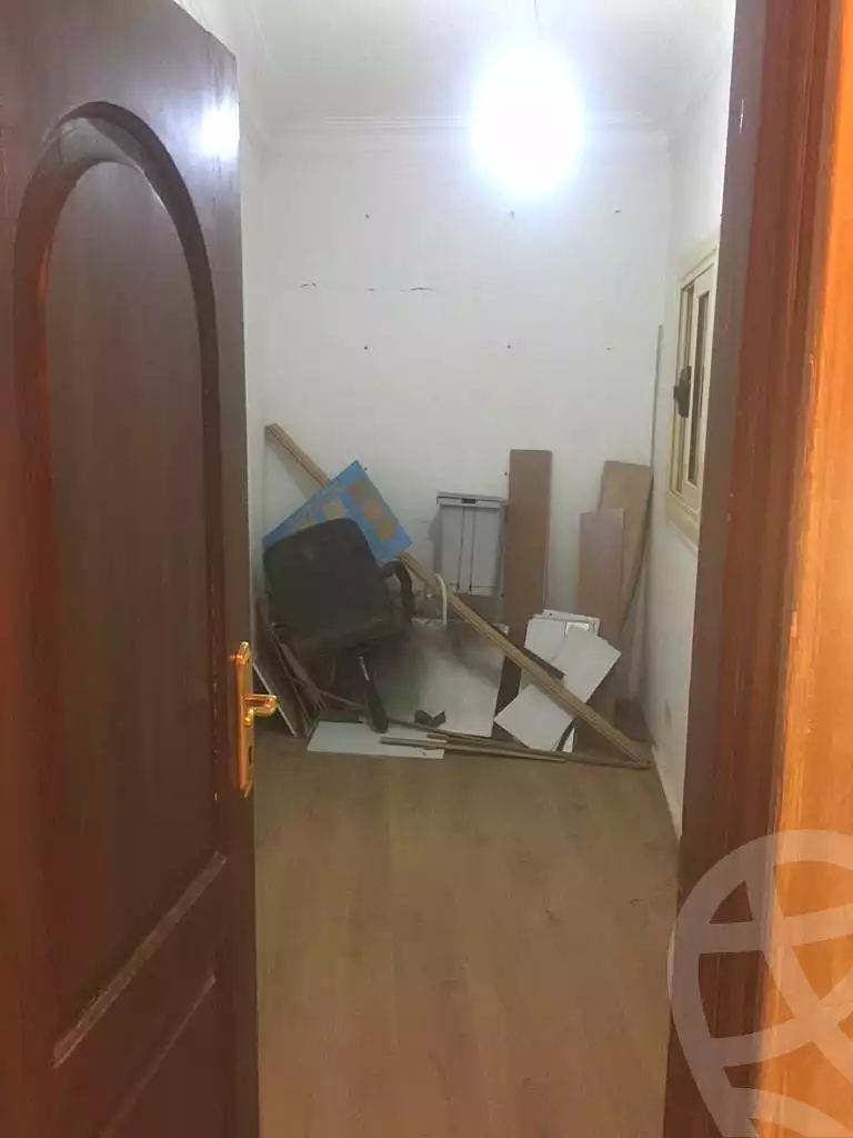 https://aqarmap.com.eg/ar/listing/6849133-for-sale-cairo-6th-of-october-el-hay-el-motamyz-el-motamayez-neighborhood-soaad-kafafi-st