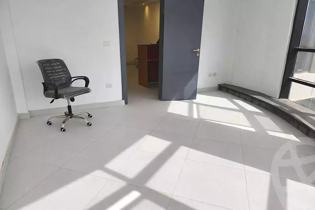 https://aqarmap.com.eg/ar/listing/6849142-for-rent-cairo-new-cairo-el-lotus-lotus-north-lmntq-lwl-llwts-lshmly