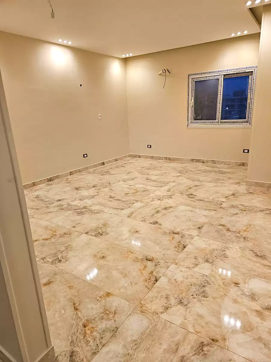 https://aqarmap.com.eg/ar/listing/6849203-for-rent-cairo-el-sheikh-zayed-city-compounds-el-khamayel
