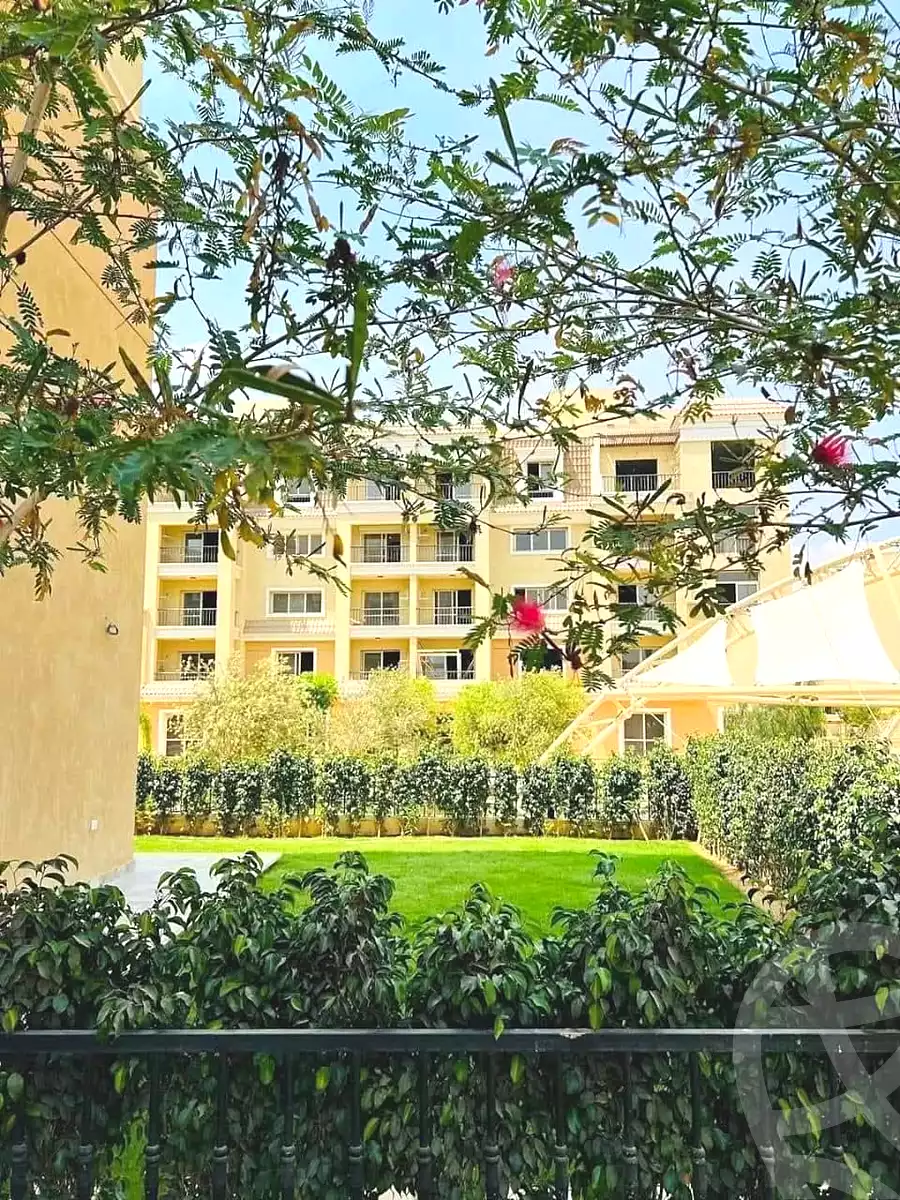 https://aqarmap.com.eg/ar/listing/6849230-for-sale-cairo-new-cairo-compounds-sarai-esse-residence-sarai