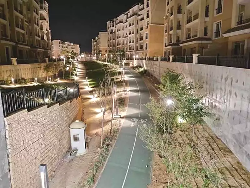 https://aqarmap.com.eg/ar/listing/6849274-for-sale-cairo-new-cairo-compounds-sarai-club-views-sarai-compound