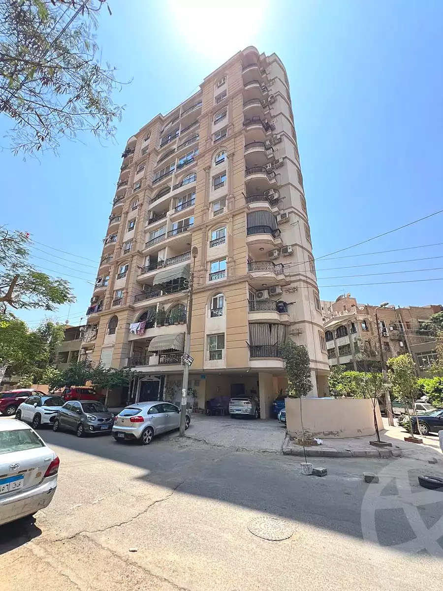 https://aqarmap.com.eg/en/listing/6850364-for-sale-cairo-heliopolis-el-higaz-square