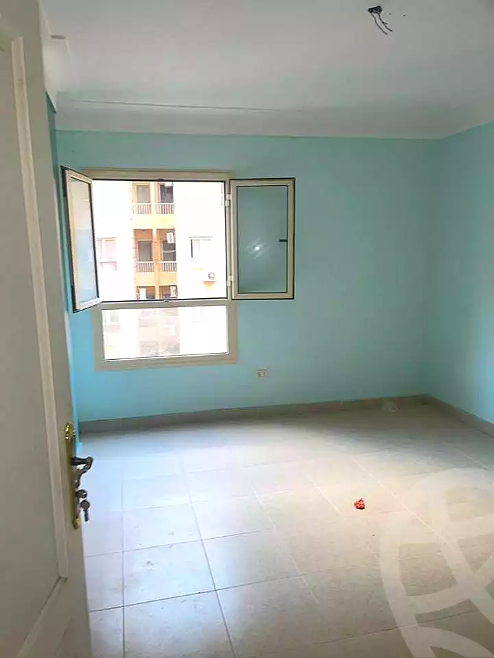 https://aqarmap.com.eg/ar/listing/6850684-for-sale-alexandria-el-montazah-compounds-in-el-montazah-green-view