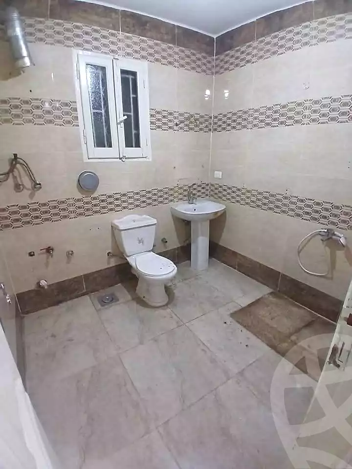 https://aqarmap.com.eg/en/listing/6850852-for-rent-cairo-helwan-hadayek-helwan-nile-corniche-st
