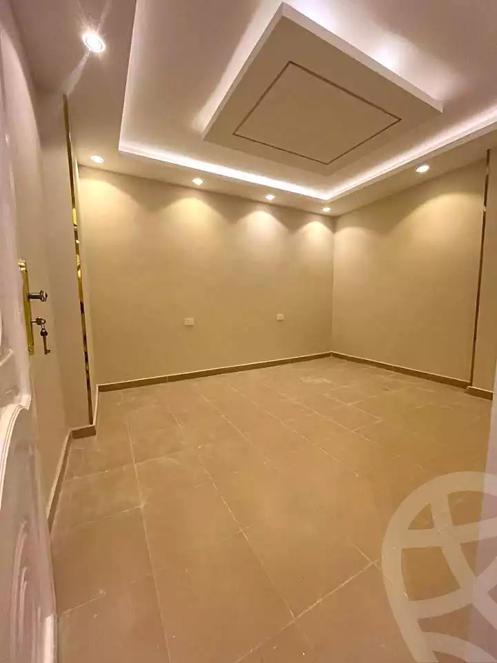 https://aqarmap.com.eg/ar/listing/6850978-for-sale-alexandria-al-agamy-lbytsh-shahr-al-assal-st