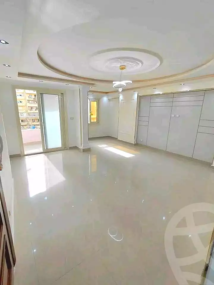 https://aqarmap.com.eg/ar/listing/6851534-for-sale-alexandria-sydy-bshr-sydy-bshr-bhry-shr-mhmwd-l-yswy