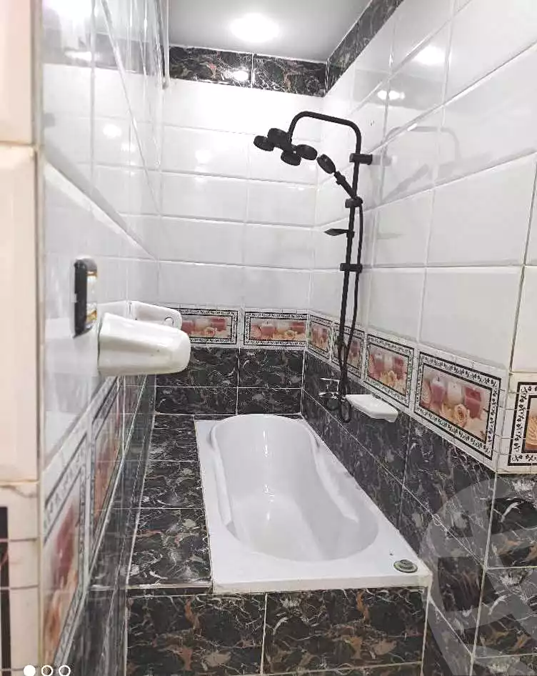 https://aqarmap.com.eg/en/listing/6851797-for-sale-alexandria-al-agamy-el-hanouvel-kasr-al-quiri-st-1