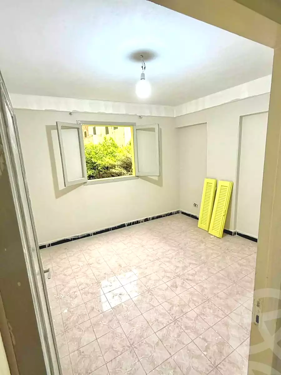 https://aqarmap.com.eg/ar/listing/6852058-for-sale-alexandria-al-agamy-lbytsh-shahr-al-assal-st