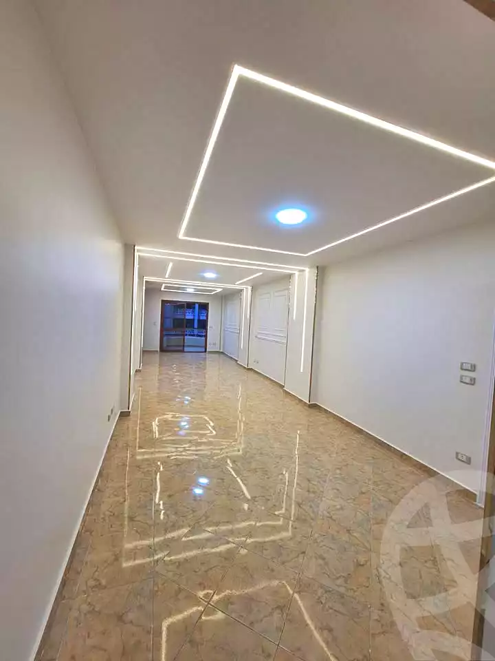 https://aqarmap.com.eg/ar/listing/6852213-for-sale-alexandria-sydy-bshr-sydy-bshr-bhry-shr-mhmwd-l-yswy