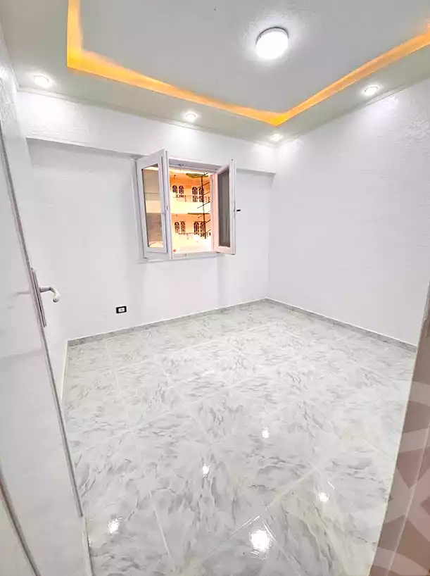 https://aqarmap.com.eg/ar/listing/6852295-for-sale-alexandria-al-agamy-shataa-el-nakheel