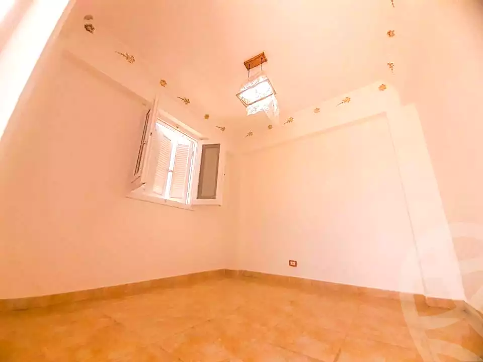 https://aqarmap.com.eg/en/listing/6852405-for-sale-alexandria-al-agamy-shataa-el-nakheel-no-9-st
