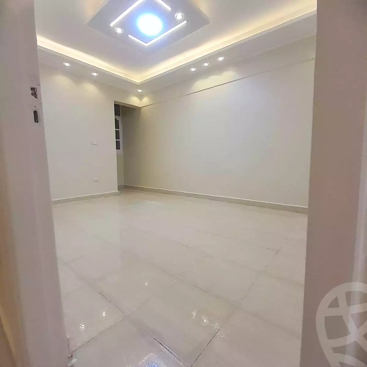 https://aqarmap.com.eg/ar/listing/6852537-for-sale-alexandria-sydy-bshr-sydy-bshr-bhry-gamal-abd-el-nasir-st