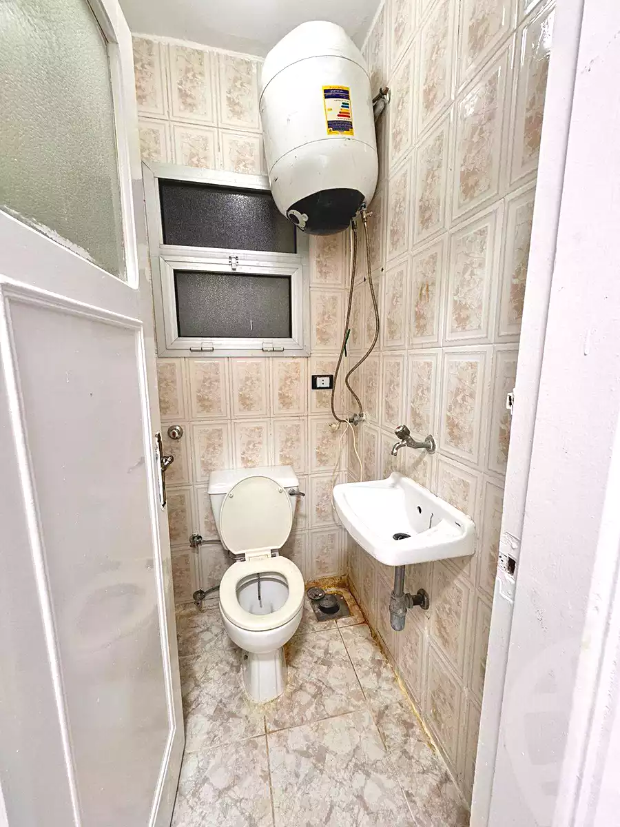 https://aqarmap.com.eg/ar/listing/6852626-for-sale-alexandria-al-agamy-shataa-el-nakheel