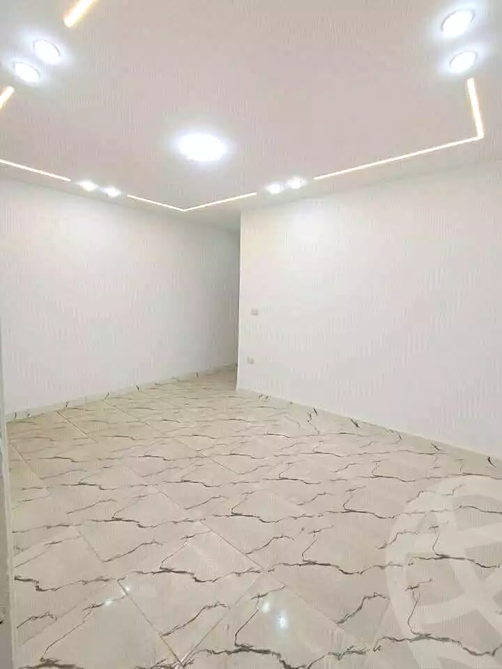 https://aqarmap.com.eg/ar/listing/6852946-for-sale-alexandria-al-agamy-lbytsh-el-salam-st