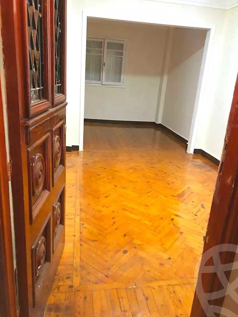 https://aqarmap.com.eg/ar/listing/6852957-for-sale-alexandria-camp-cesar-mohammed-fouad-galal-st