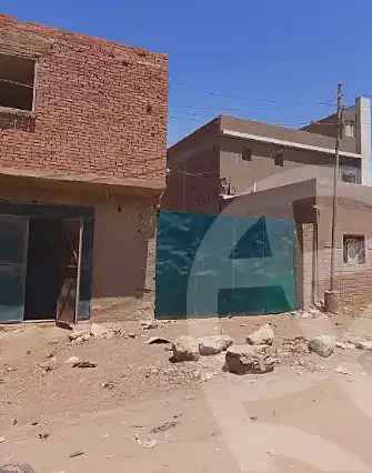 https://aqarmap.com.eg/ar/listing/6852973-for-sale-cairo-helwan-kwrnysh-hlwn