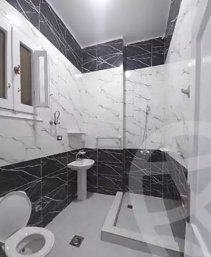 https://aqarmap.com.eg/en/listing/6853171-for-sale-alexandria-al-agamy-shataa-el-nakheel-street-47
