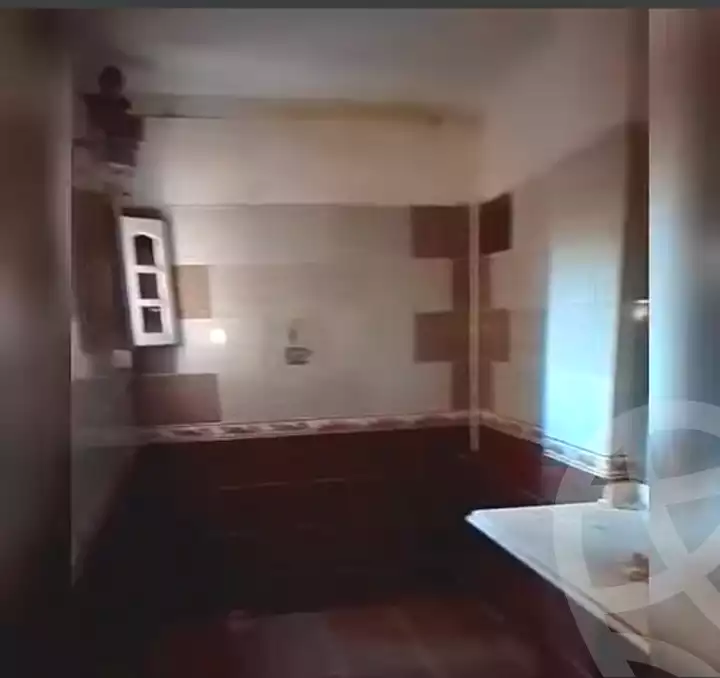https://aqarmap.com.eg/ar/listing/6853207-for-sale-alexandria-al-agamy-el-hanouvel-al-haded-we-al-soulb-st