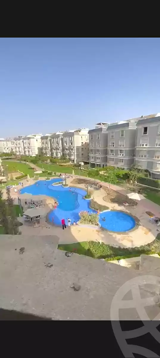 https://aqarmap.com.eg/en/listing/6853372-for-sale-cairo-new-cairo-compounds-mountain-view-hyde-park