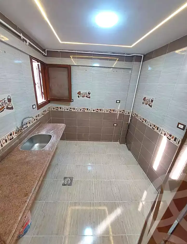 https://aqarmap.com.eg/en/listing/6853493-for-sale-alexandria-sydy-bshr-sydy-bshr-bhry-shr-khld-bn-lwlyd